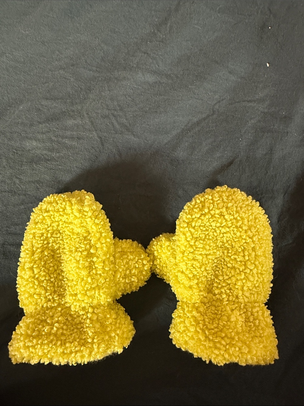Crayola Bright Yellow Sherpa Kids Mittens
